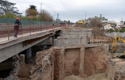 �La reducci�n del gasto no afectar� las obras�: el plan hidr�ulico en La Plata, por dentro
