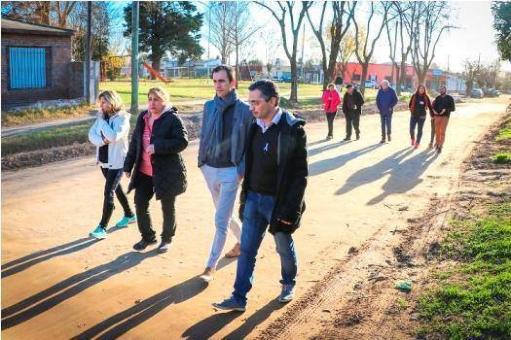 Pablo Petrecca recorri� el barrio Mayor L�pez y las obras de desag�e