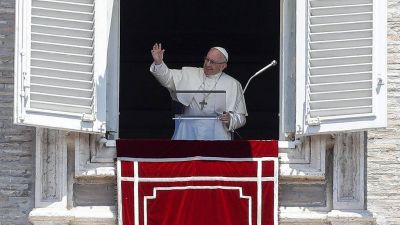 Francisco: que los cristianos sean coherentes, el hilo conductor es la caridad