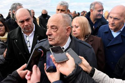 Arroyo trat� de �inadaptados� a los camioneros y asegur� que ordenar� una auditor�a