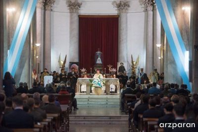 9 de Julio: Independencia, curas y tedeum