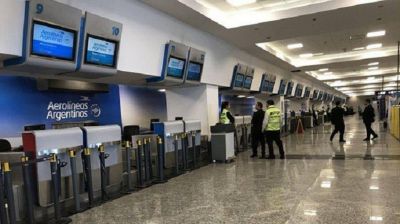 Trabajo dict� la conciliaci�n obligatoria en el conflicto con gremios aeron�uticos