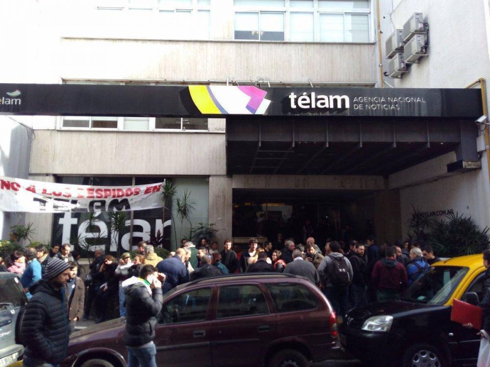 Un fiscal falló a favor de la reincorporación de los 354 despedidos de Télam