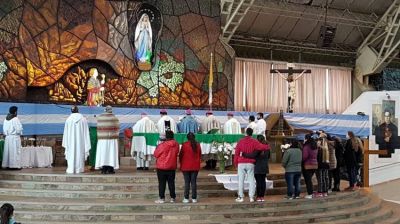 Mendoza consagr� a la Virgen de Luj�n su compromiso con la causa de la vida
