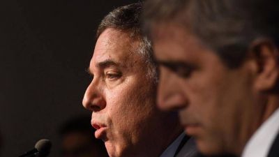 La crisis financiera golpea a las empresas grandes: Los casos Molino Ca�uelas y Al R�o