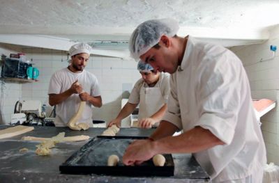 Pasteleros: �En el invierno los sueldos se pagan en dos o tres veces�