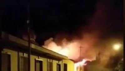 La Iglesia denuncia que incendiaron una sede de C�ritas