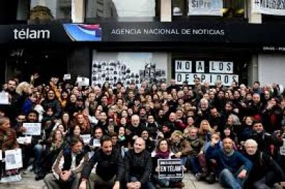 Se realiz� una mesa de di�logo entre los sindicatos y T�lam