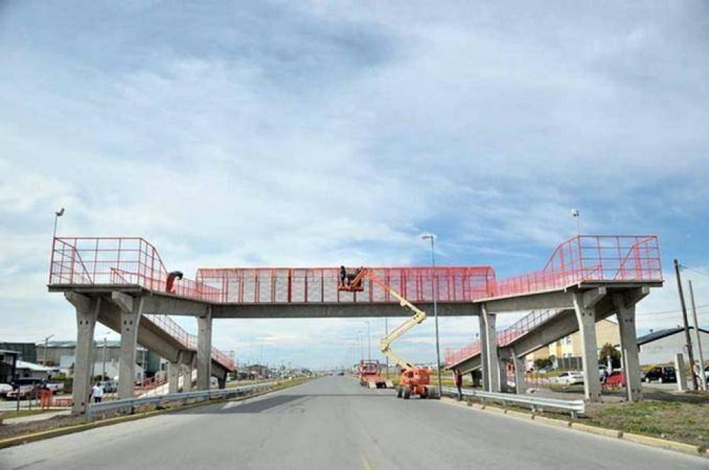 Mario Rodrguez reclama instalacin de puente peatonal sobre la 88 en Batn