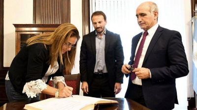 Qui�n es Mar�a Fernanda Inza, la funcionaria que Mar�a Eugenia Vidal ech�