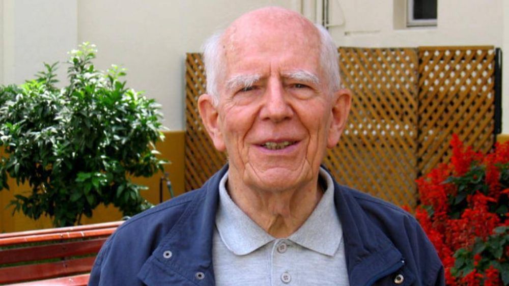Fallece el padre Carlos, director espiritual chileno del Papa Francisco