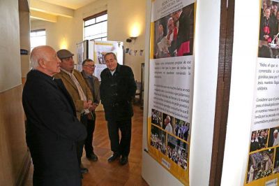 Inauguran exposici�n sobre la visita del Papa Francisco a Chile