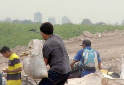 El CEAMSE desmiente que hayan prohibido ingreso de recicladores al predio del basural