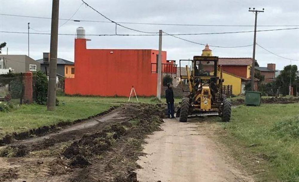 Contin�an los trabajos del Plan de Desag�e Pluvial en Camet Norte