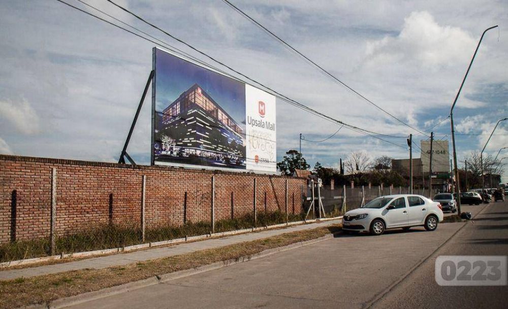 Los due�os del shopping de Constituci�n buscan inversionistas y prometen concretar la obra