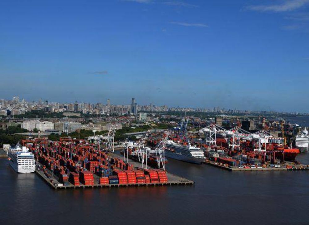 Conflicto sindical deja al descubierto una pelea de gigantes globales por controlar servicios en el puerto de Buenos Aires