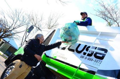 Decisivo paso con la basura en la ciudad: por primera vez, se realiz� la recolecci�n diferenciada