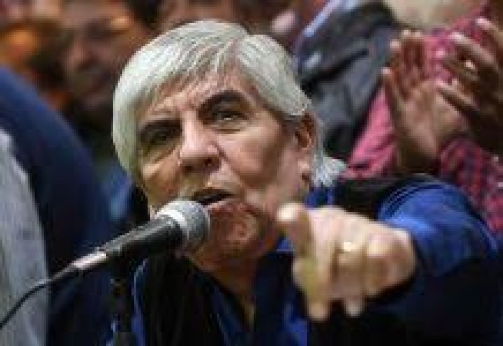 Hugo Moyano: 