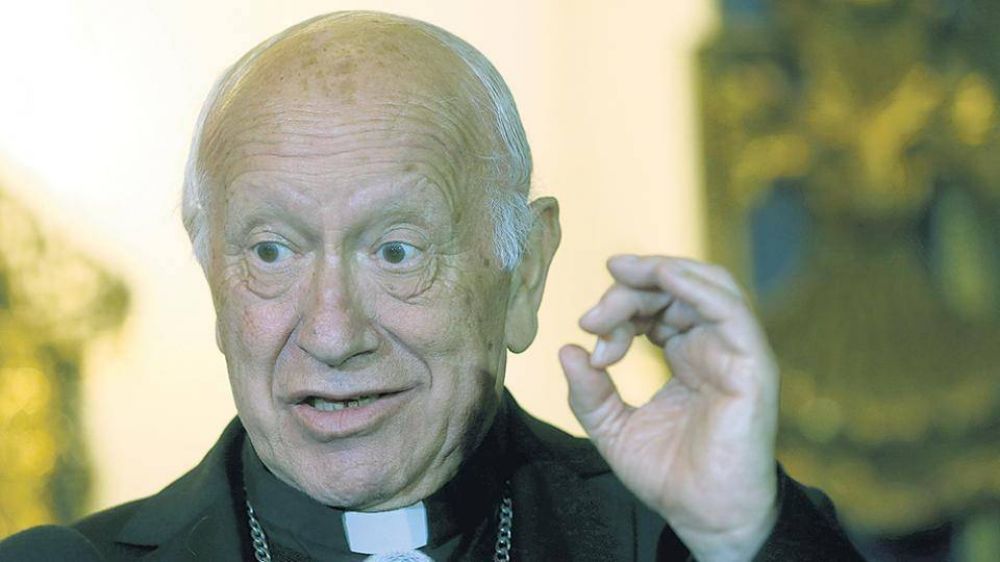 Imputan al arzobispo de Santiago