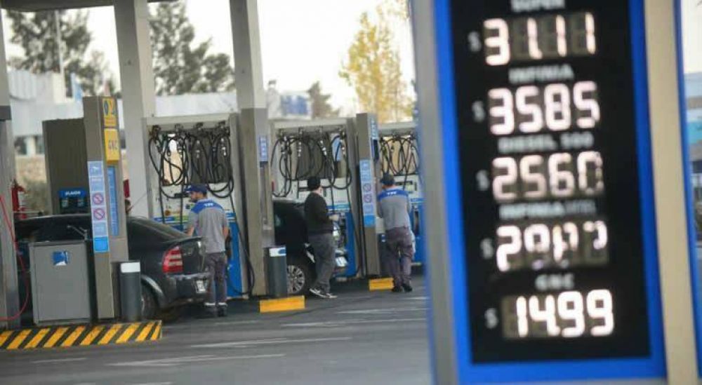 Senadores exigen que YPF unifique los precios de los combustibles en todo el pas