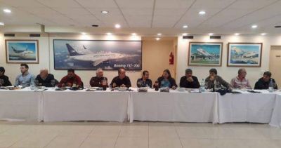 El moyanismo, la Corriente Federal, UOM y Smata cerraron filas por la renovaci�n en la CGT