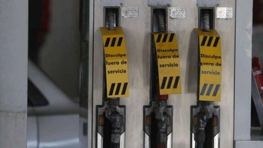 Especialistas sugieren reclamar en la Justicia la falta de provisi�n de combustibles