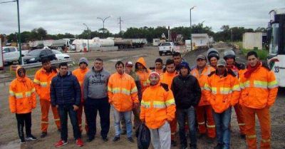 En la Ruta 11 tambi�n paralizaron las obras y hay 87 despidos