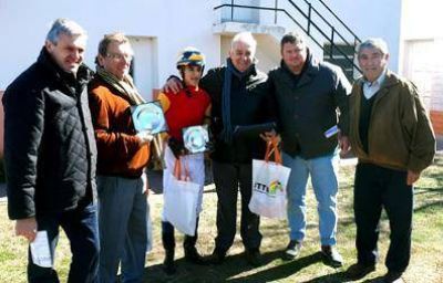 Premio UTTA, en el aniversario del Jockey Club Río Cuarto