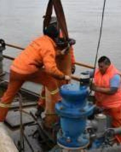 Paran�: ante la bajante del r�o, garantizan el suministro de agua potable en toda la ciudad