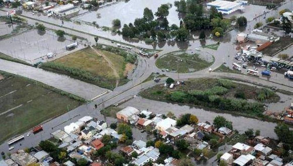 Prueban en La Plata un sistema de alerta de inundaciones