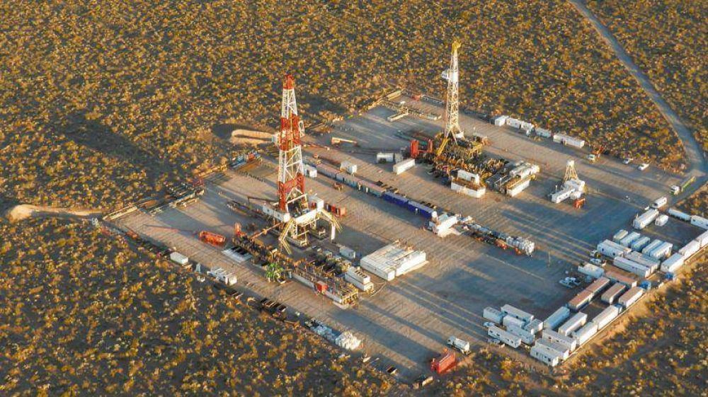 A la espera de que Vaca Muerta y el turismo traccionen inversiones