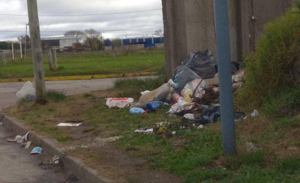 Exigen limpieza en los alrededores del Estadio Minella ante la proliferaci�n de microbasurales
