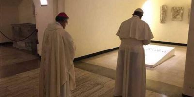 10 asombrosas similitudes entre papa Pablo VI y papa Francisco