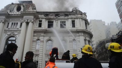 Banco Naci�n: ABSA asegura que las bocas de incendio se encuentran operativas