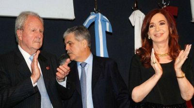 Buscado por la polic�a, el empresario Carlos Wagner se entregar� este jueves