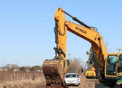 Comenz� estrat�gica obra hidr�ulica en Villa General Savio