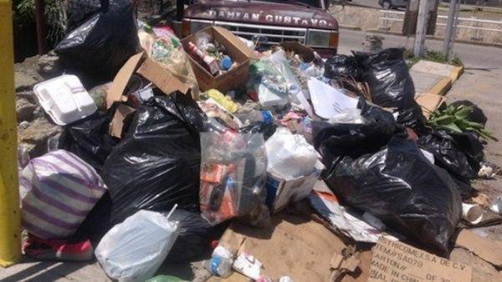 Crisis de recolecci�n de basura afecta el balneario de Acapulco