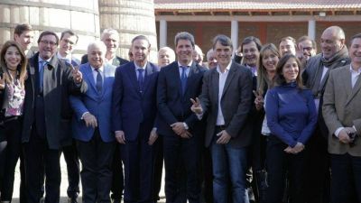 El Peronismo Federal y el massismo buscan acelerar el armado para el 2019