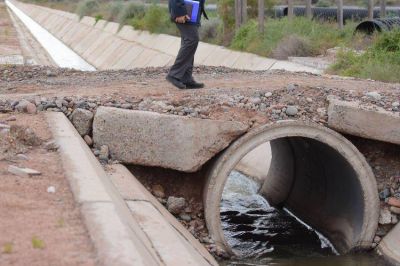 En 15 d�as comienzan a hacer obras cloacales por $900 Millones en el Gran Mendoza