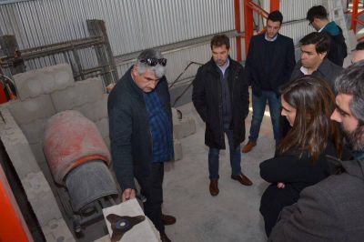 Potenciar�n la red de electricidad para abastecer al Parque Industrial de Miramar