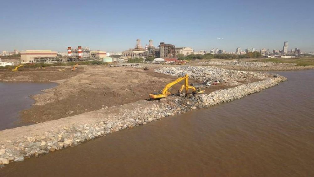 Usan la tierra que sacan del Paseo del Bajo para ampliar el puerto de Buenos Aires