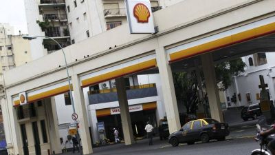 Shell se suma a YPF y aumenta el precio de sus naftas