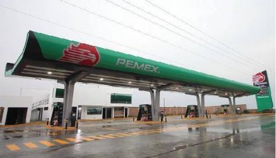 Pemex inaugura la primera estación de servicio con la nueva imagen de su franquicia