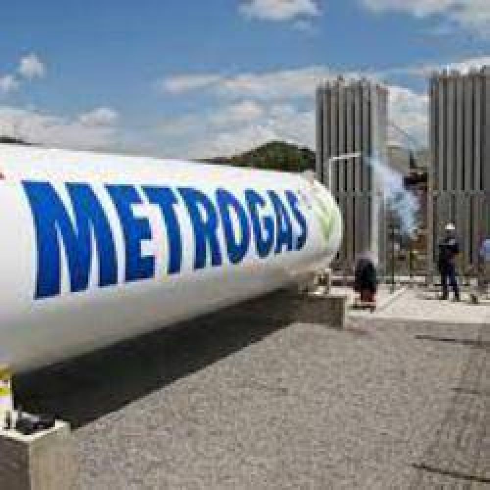 Distribuidoras proponen ajustar un 25% el precio del gas y pesificar los contratos