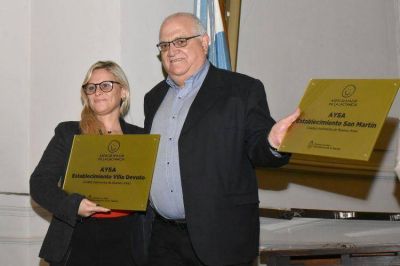 Premian a AySA y al SGBATOS por fomentar la lactancia materna