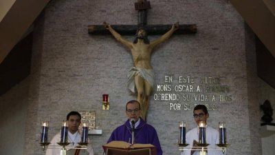 Mons. Romero: Rumbo a la canonizaci�n el pueblo en peregrinaci�n