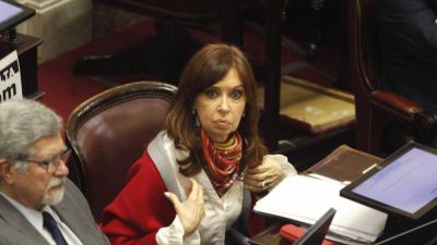 En el kirchnerismo ahora aceptan que Cristina puede ir presa y piden ayuda a los intendentes