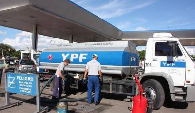 Expendedores conf�an que la semana pr�xima se normalizar�a el abastecimiento de combustibles