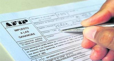 M�s presi�n tributaria a gerentes, directores y profesionales