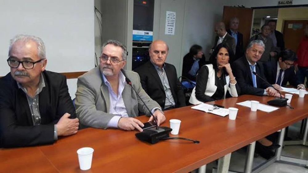 Advierten la necesidad de un marco regulatorio para Estaciones de Servicio